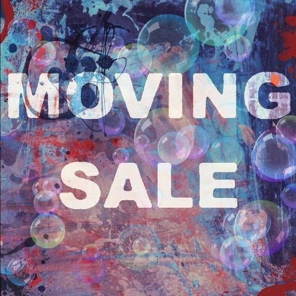 Moving sale
