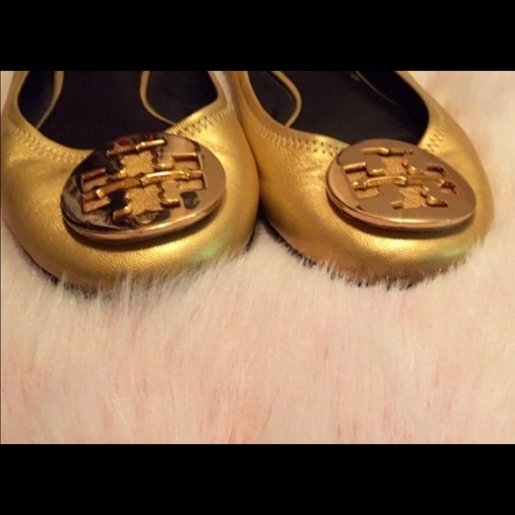 SOLD🎉 - Picture 2 of 4