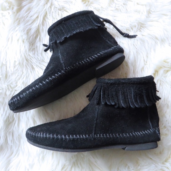 Minnetonka Shoes - Minnetonka Moccasin Fringe Suede Boot Ankle Black