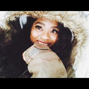 Meet your Posher, Victoria