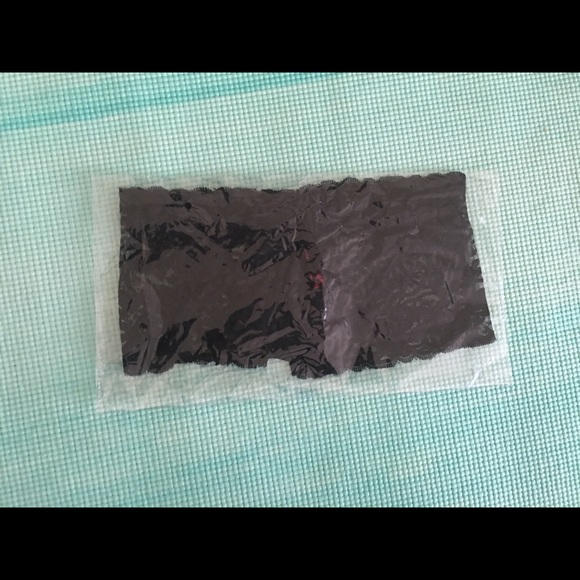 Brand new Black lace ' boy short' lingerie - Picture 2 of 3