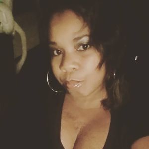 Meet your Posher, Angelique