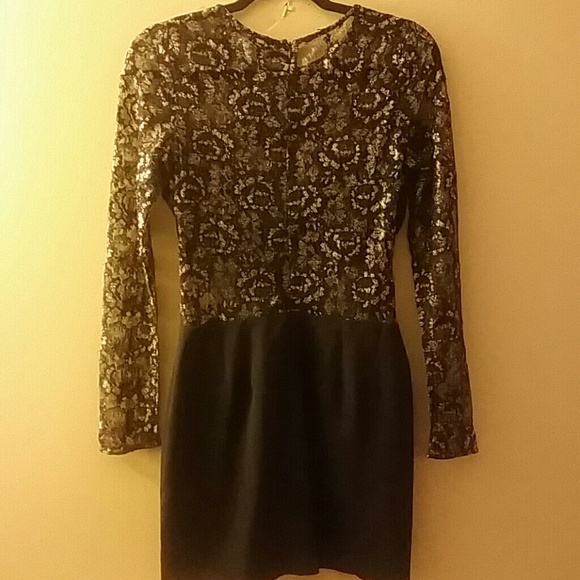 Dress - Picture 2 of 3