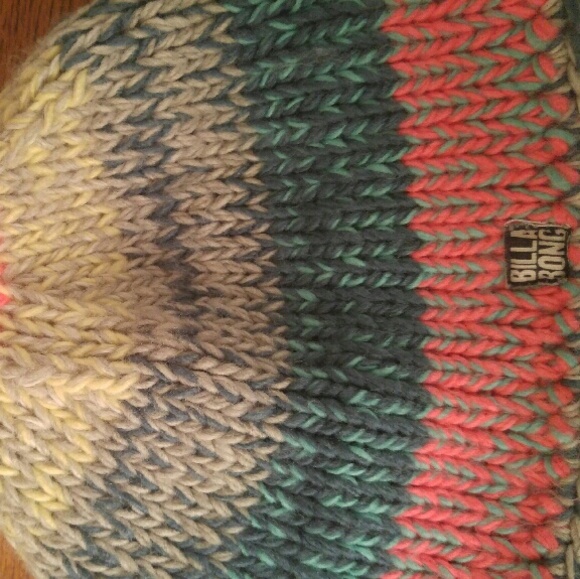 Billabong Pom Pom Beanie - Picture 11 of 12