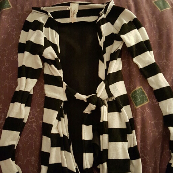 Girls long sleeve one piece light sweater