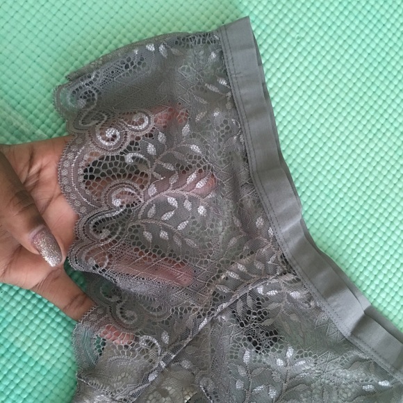 *Brand New* Gray lace panties - Picture 1 of 3