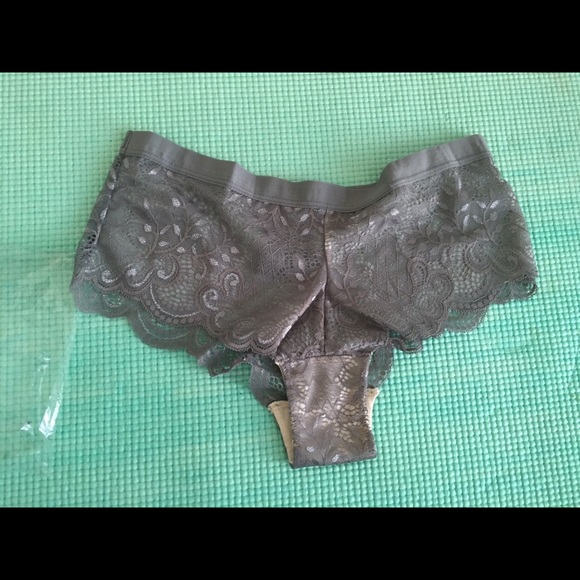 *Brand New* Gray lace panties - Picture 2 of 3