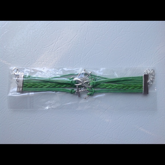• Last 1 • Green Love Anchor Infinity Bracelet • - Picture 2 of 2
