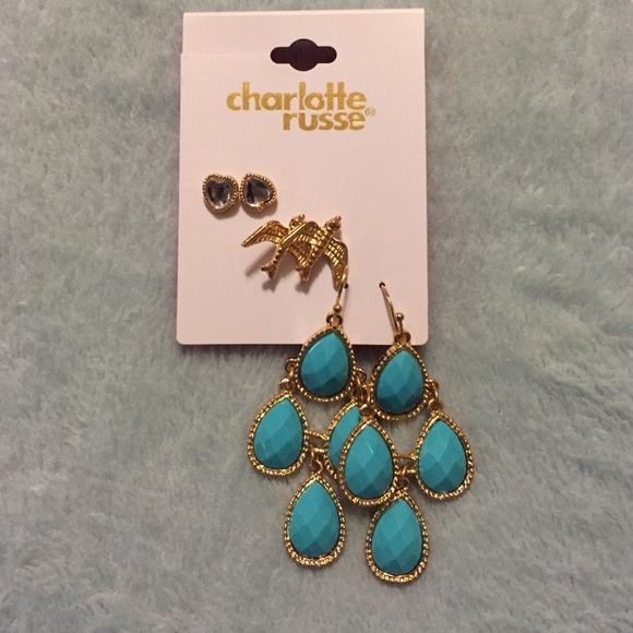 Earrings set