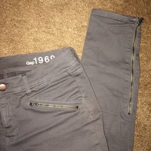 GAP gray legging jeans
