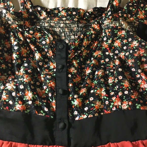 Beautiful autumn dress - Picture 2 of 3