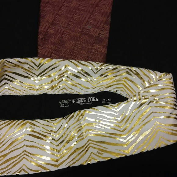 Pink VS Bling Yoga Pants size Medium - Picture 3 of 3