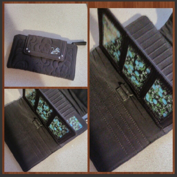 New Vera Bradley Wallet