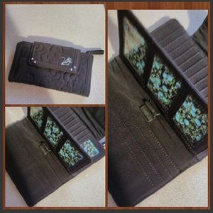 New Vera Bradley Wallet