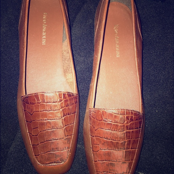 Enzo Angiolini flats 9