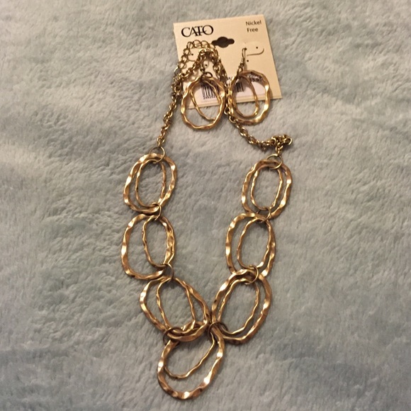 Golden jewelry set
