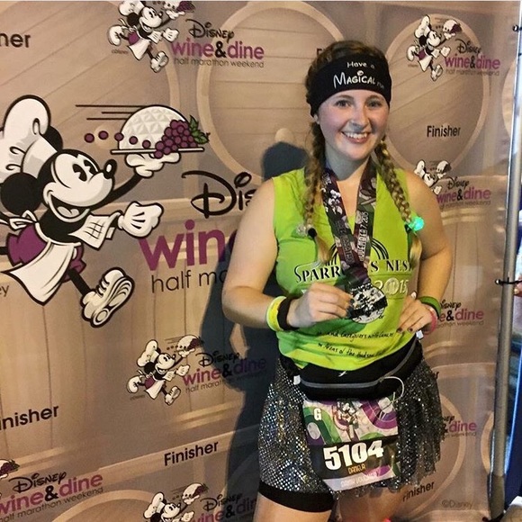 Meet your Posher, Dani - Picture 2 of 3