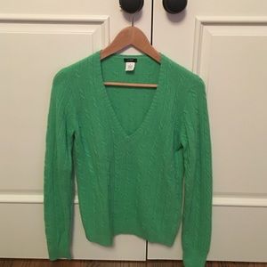 JCrew green cable knit sweater - size M