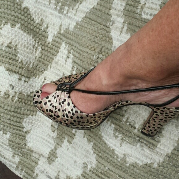 Meet your Posher, Debbie