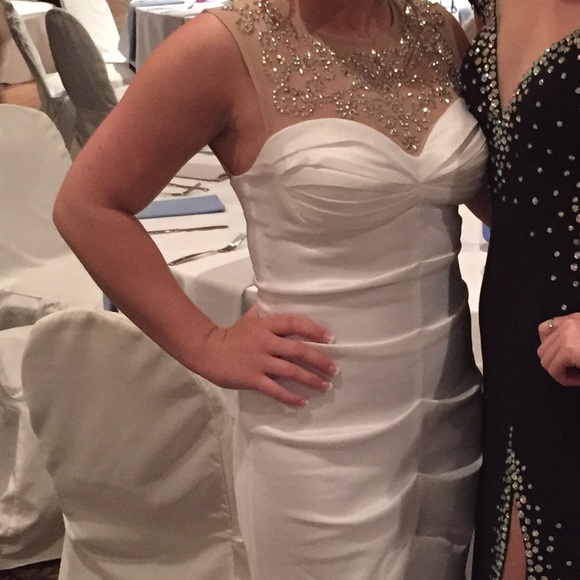 Prom dress!!! - Picture 3 of 3