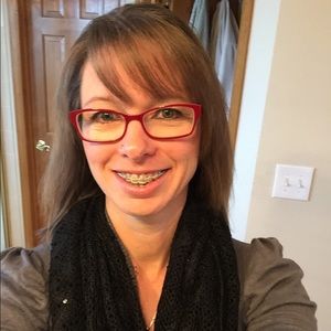 Meet your Posher, Kelli