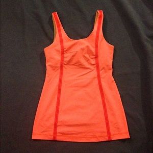 Lululemon tank built in bra