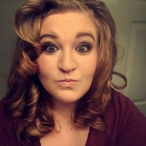 Meet your Posher, Brianna