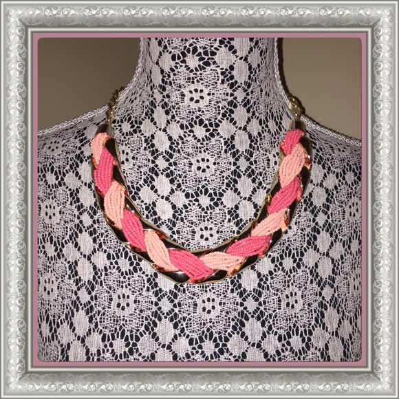Simple Two Tone Bead Necklace Pink/Coral