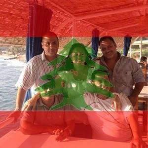 Meet your Posher, Mona