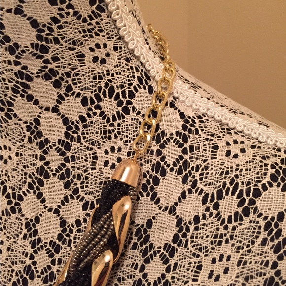 Simple Two Tone Bead Necklace Black/Gray - Picture 3 of 4