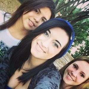 Meet your Posher, Sasha