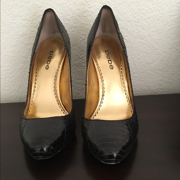Bebe black snake skin heels