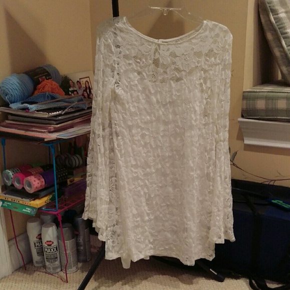 Abercrombie & Fitch Flowy Lace Dress