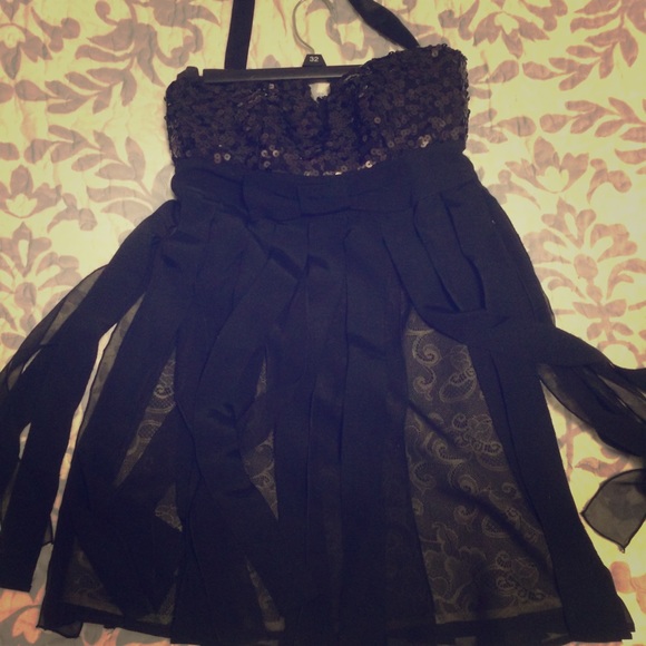 Bebe New Years dress