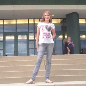 Meet your Posher, Ashlee