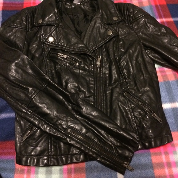 New H&M faux leather jacket - Picture 2 of 4