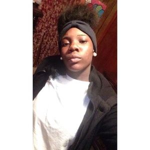 Meet your Posher, Brittany