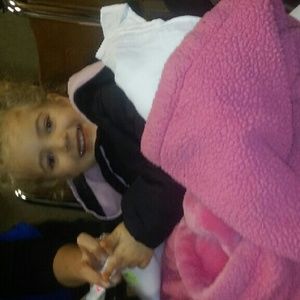 Meet your Posher, Elizabeth