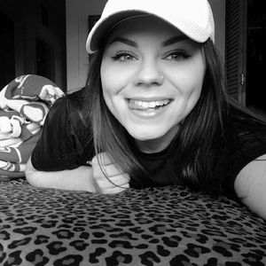 Meet your Posher, Tiffini