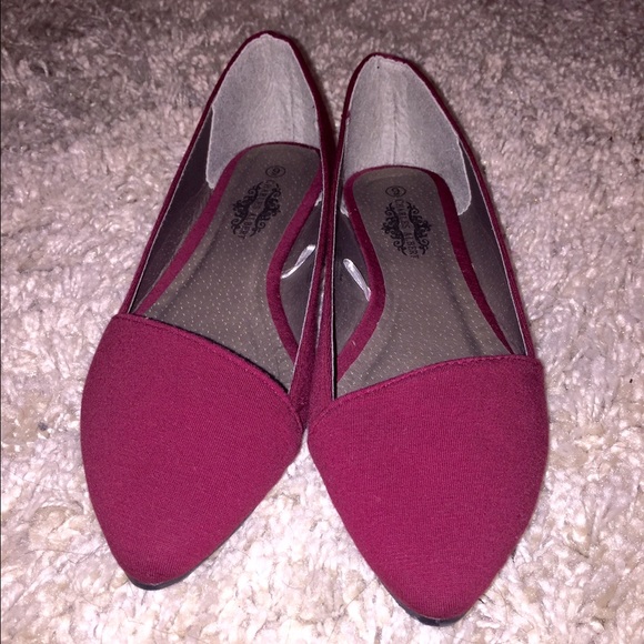 Chic Burgundy Ballet Flats