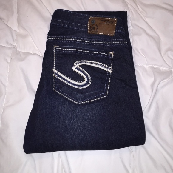 Silver jeans. Frances. 29/31. In GREAT condition.