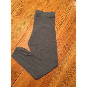 Grey super cozy VS pink leggings