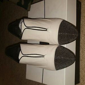 ****SOLD**** Dolce vita white sz 7.5