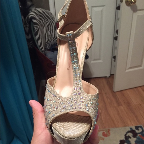 Prom heels - Picture 2 of 3