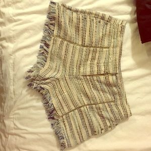 Detailed tweed shorts