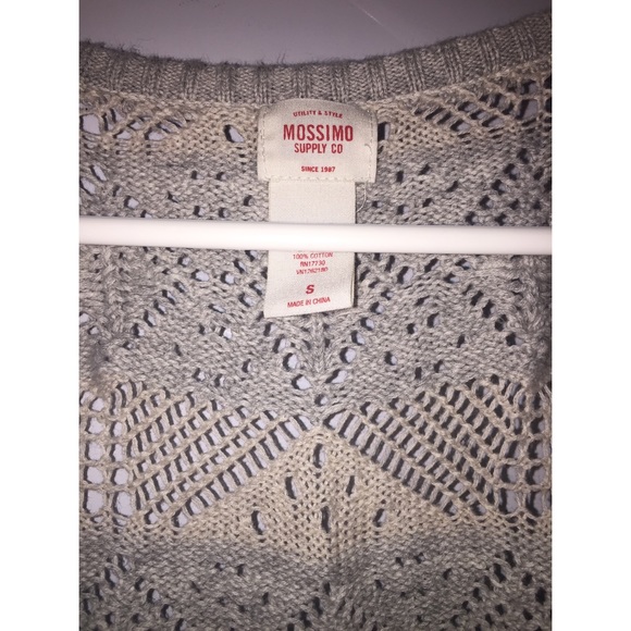 Sweater - Picture 4 of 4