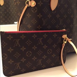 brand new never used " Never full bag wristlet"