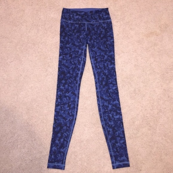 Wunder Under size 4