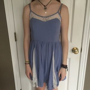 Entro blue and white lace casual dress