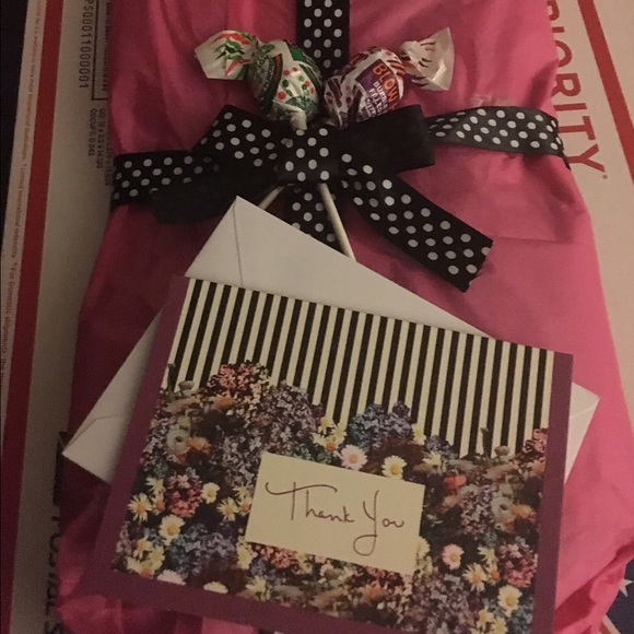 POSH Ambassador! Shop with Confidence! Thankyou 🌹 - Picture 3 of 6